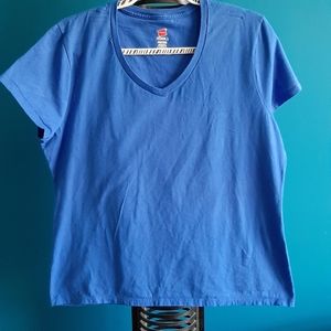 Hanes blue short sleeve nano v-neck top